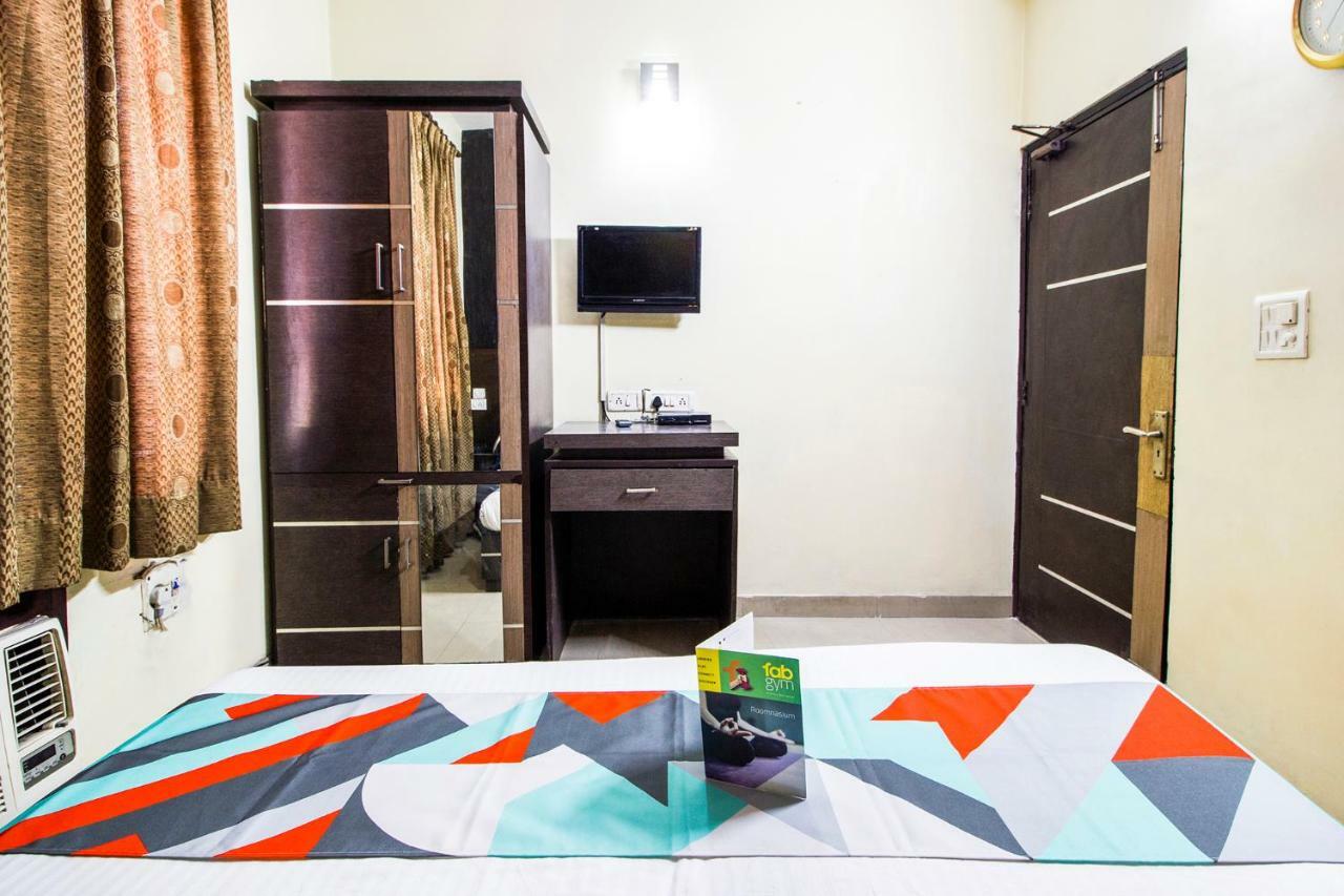 Oyo 9601 Hotel Sunshine Residency Castle Noida Luaran gambar