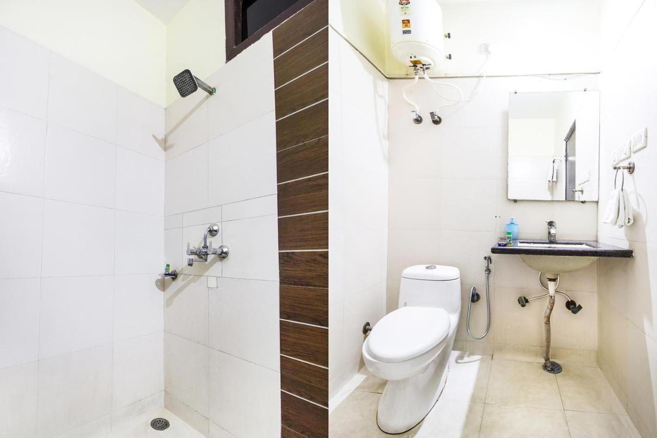 Oyo 9601 Hotel Sunshine Residency Castle Noida Luaran gambar